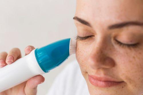 Are Blackhead Vacuums Worth It Real Results & Risks